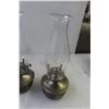 Image 2 : 4 Coal Oil Lamps and Chimney