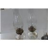 Image 6 : 4 Coal Oil Lamps and Chimney