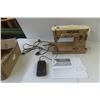 Image 1 : Singer Electric Sewing Machine