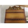Image 8 : Cuckoo Clock; 1000-Piece Puzzle; Souvenir Spoon Plates; Doctor Who