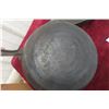 Image 3 : 2 Findlay Cast Iron Frying Pans, Both 10" Diameter