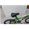Image 6 : Movelo Max Pedal Bike, 18"