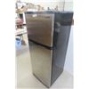 Image 1 : Danby Fridge with Top Freezer, 59" × 24" × 24"