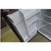 Image 8 : Danby Fridge with Top Freezer, 59" × 24" × 24"