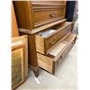 Image 5 : Gibbard 5-Drawer Dresser, 81" × 40" × 20"