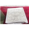 Image 9 : 5 Vintage Metal Banks