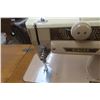 Image 4 : Singer Electric Cabinet Sewing Machine