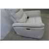 Image 3 : Power Recliner