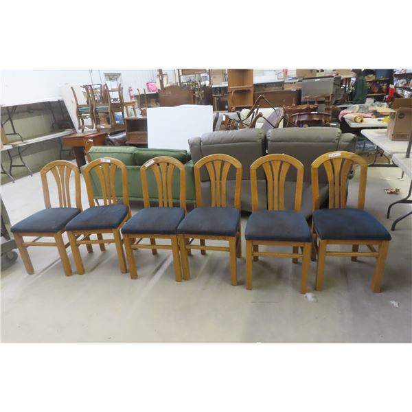 6 Matching Oak Kitchen/Dining Room Chairs