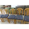 Image 3 : 6 Matching Oak Kitchen/Dining Room Chairs