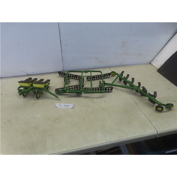 3 John Deere Toy Implements: Flex-Fold Tandem Disc Harrow, 4-Row