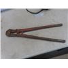Image 2 : Rusty Bolt Cutters and Mastercraft All-Weather Timer