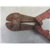 Image 3 : Rusty Bolt Cutters and Mastercraft All-Weather Timer