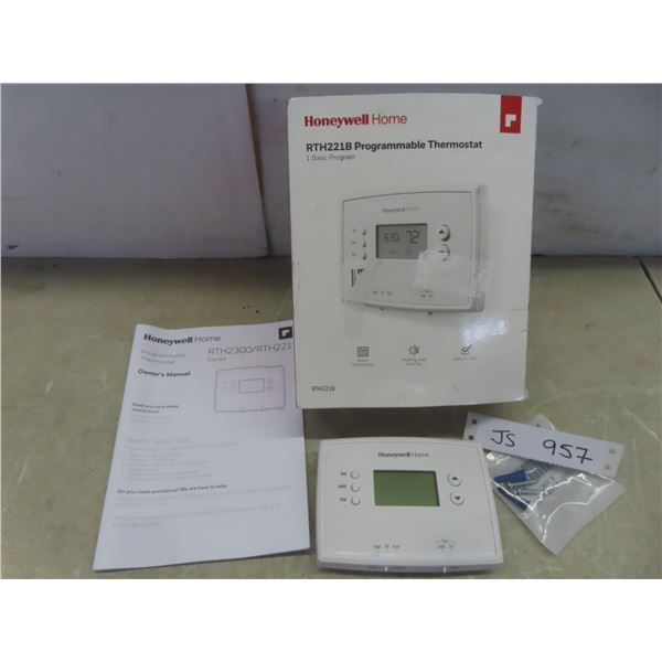 New Honeywell Programmable Thermostat – Model RTH221B