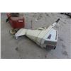 Image 4 : Chrysler 9.9 HP Outboard Motor with Gas Can