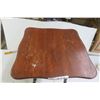 Image 2 : Antique Parlor Stand, 20"×16"×16"