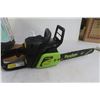 Image 8 : NOS Poulan P3344 Chainsaw with Box
