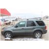 Image 1 : 2005 Ford Escape SUV, V6, New Battery, 2 Sets of Tires (Winter/All Season), Has TOD, 203,000KM