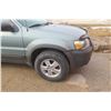 Image 4 : 2005 Ford Escape SUV, V6, New Battery, 2 Sets of Tires (Winter/All Season), Has TOD, 203,000KM