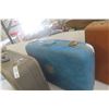 Image 3 : 4 Vintage Suitcases - 1 Set of 2 