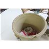 Image 6 : Alberta Pottery Stoneware 10-Gallon Crock
