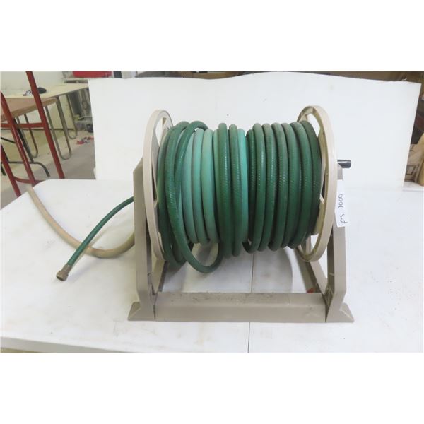 Suncast Hose Reel with Garden Hose