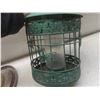 Image 5 : 2 Bird Feeders – Tallest 21"