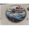 Image 5 : Ducks Unlimited Metal Picture, 12½" × 16"; Canada Remembers Collector Plate; Digital Picture Frame