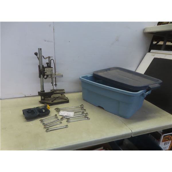 Mastercraft Digital Torque Adapter; Wheel Press Stand; 13 Combination Wrenches; 9-Piece Tote Set