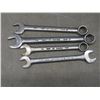 Image 8 : Mastercraft Digital Torque Adapter; Wheel Press Stand; 13 Combination Wrenches; 9-Piece Tote Set
