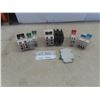 Image 1 : 8 Federal Pioneer Breakers: 2-Pole 20A, 30A, 40A and 15A; Plus Single 15 Amp Breaker