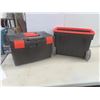 Image 3 : Black and Decker Tool Box Upright on Rollers with 4-Wheeled Screwdrivers