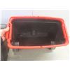 Image 4 : Black and Decker Tool Box Upright on Rollers with 4-Wheeled Screwdrivers