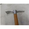 Image 10 : 2 Vintage Walking Canes
