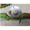 Image 5 : 3 Vintage Fishing Rods and Reels with Carrying Case