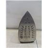 Image 6 : Electric Knife, Iron and New Brita Water Filter Pitcher