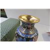 Image 3 : Vase and Paper Weights