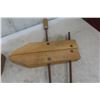 Image 5 : 5 Mastercraft Wood Clamps, Most are 10'' - Appear New.