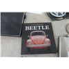 Image 7 : Volkswagen Items: Sign, Car Emblems, Book, Keychain