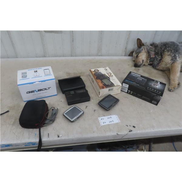 Grundig Aviator, Radio, Garmin GPS, Security Camera 