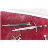 Image 2 : Pocket Knives and Daggers 