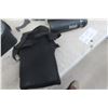 Image 5 : Bushnell 16x50 Binoculars with Case and Accessories 