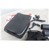 Image 6 : Bushnell 16x50 Binoculars with Case and Accessories 