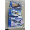 Image 1 : 3 Revell Plane + Zeplin Models 1:72 Scale 