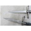 Image 4 : 2 Daggers 12 1/2'' Long with Stand and Case 