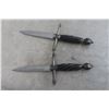 Image 5 : 2 Daggers 12 1/2'' Long with Stand and Case 