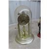 Image 4 : Globe, Lava Lamp, Anniversary Dome Clock, 3 Nut Crackers 