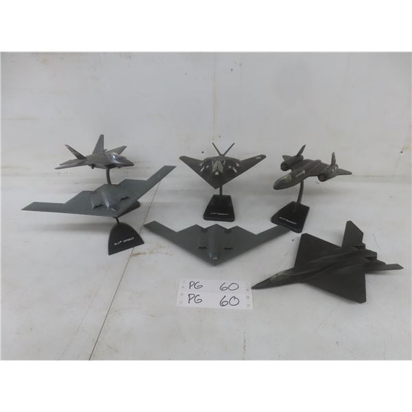 Airplane Models – B-2, F-117, SR-71, F-22
