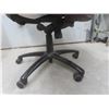 Image 2 : Leather Style Office Chair w/ Swivel and Rolling Casters