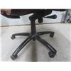 Image 3 : Leather Style Office Chair w/ Swivel and Rolling Casters